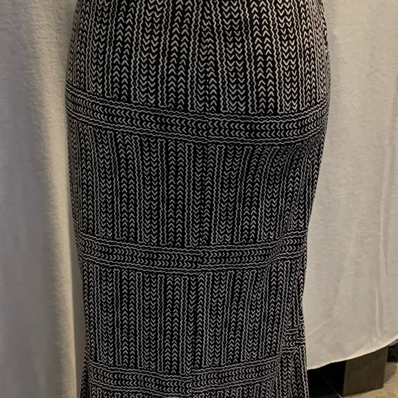 BCBC Generation black and white print maxi dress.   Size M - Picture 6 of 9